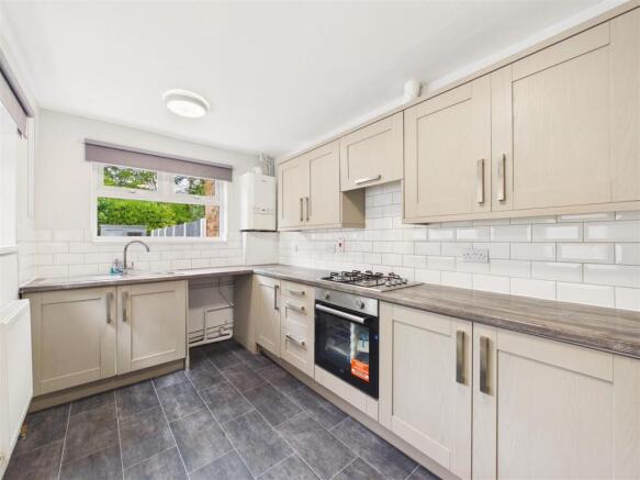 2 bed Terraced for sale Image 7