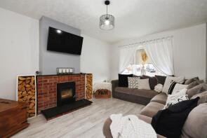 37, Westerham Walk, Calne SN11 8LP