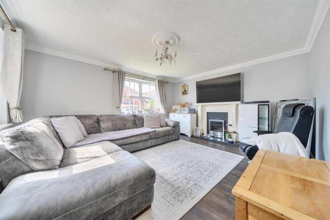 28 Allfrey Close, Lutterworth
