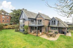 2 Riverside House, Fitzalan Road, Arundel BN18 9JS