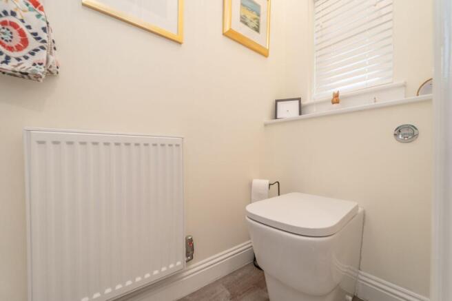 Living Level Toilet