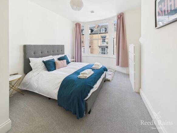5 bed Terraced for sale Image 5