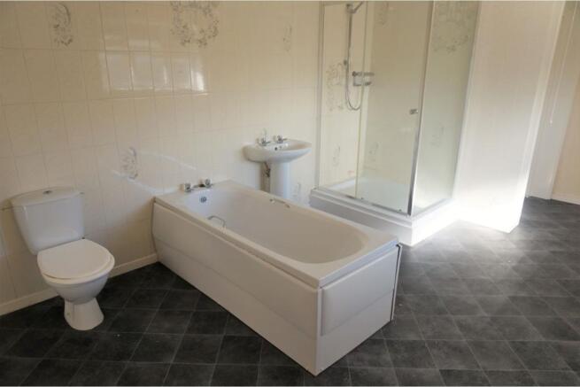 Master En-suite