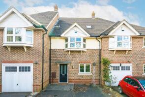 2, Stable Close, Kingston Upon Thames KT2 5PJ