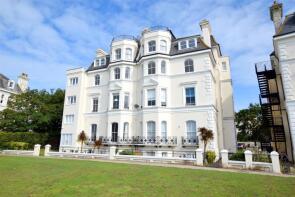 Flat 4, 15, Clifton Crescent, Folkestone CT20 2EL