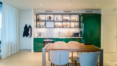 Wards Place, London, E14