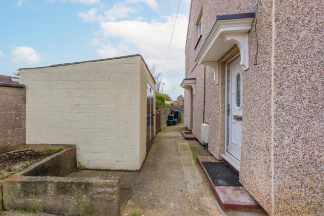 10 Fox Avenue (9)