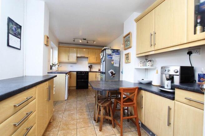Kitchen p