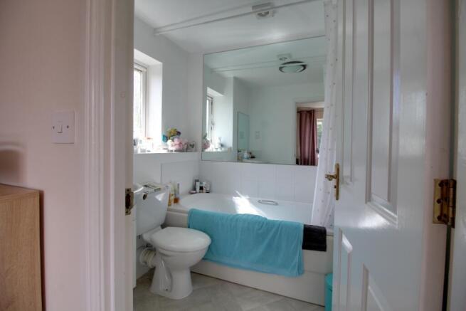 House in Fareham, Whiteley - More