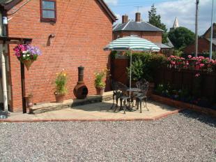 PATIO GARDEN