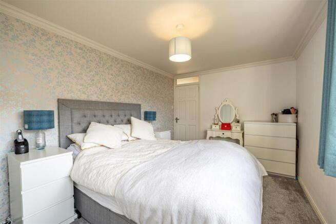 13 Ladyschaw Drive Selkirk 19.JPG