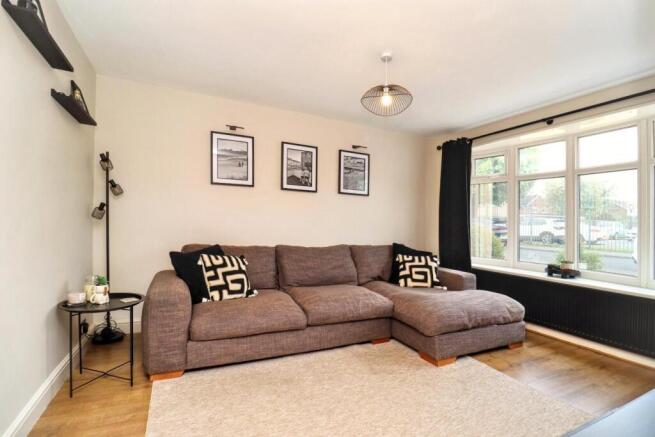 3 bed Semi-Detached for sale Image 9