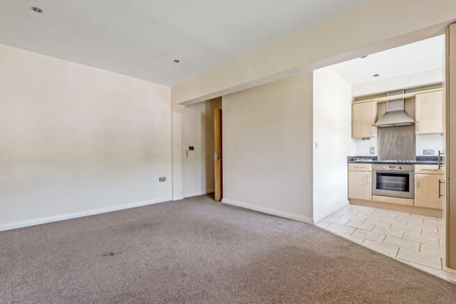 1 bed Flat for sale Image 4