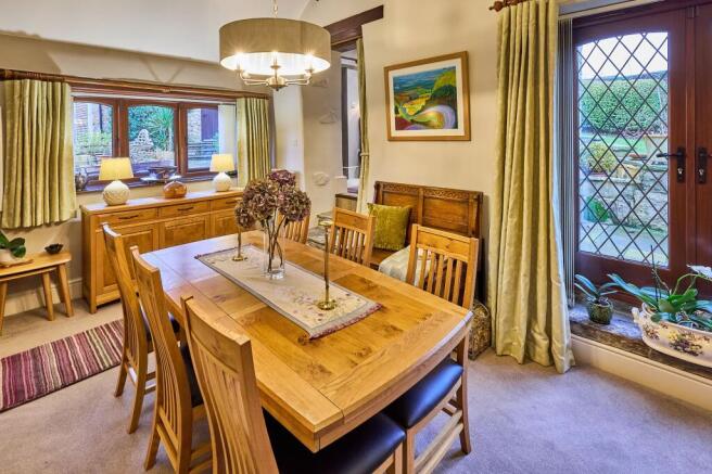 3 bed Detached for sale Image 9