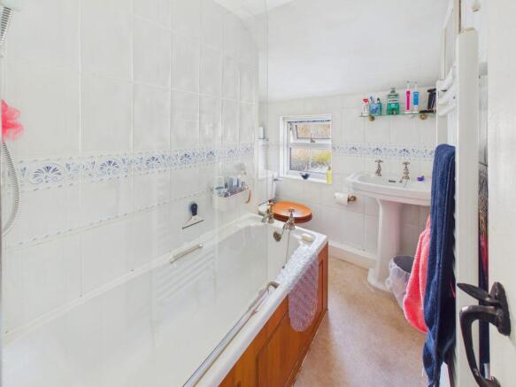 2 bed Cottage for sale Image 8