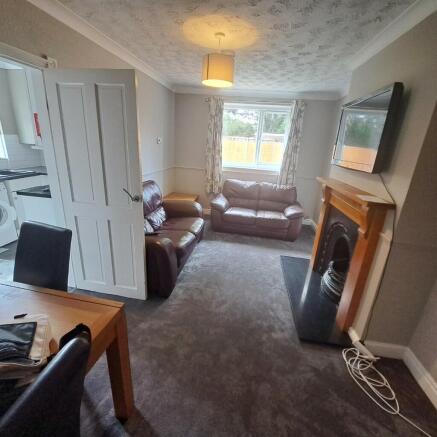 4 bed End of Terrace to rent Image 6