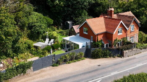 Newton Road, Bishopsteignton, Teignmouth, Devon, TQ14 9PS