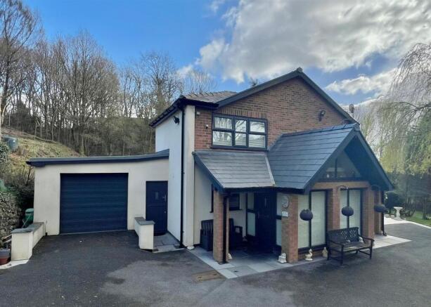 WhatsApp Image 2026-03-31 at 08.19.31.jpeg