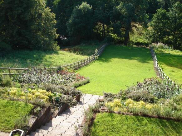 View down rear garden.JPG