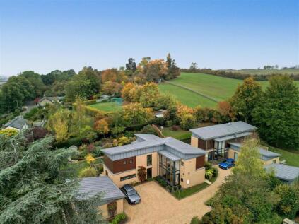 High Street, Croydon, Royston