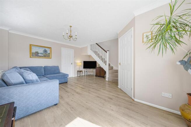 16 The Limes, Dedworth Rd, Windsor SL4 4US6.JPG
