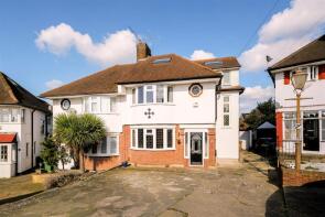 10, Priory Close, Chingford E4 8AE