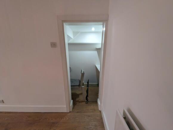 Understairs office space 2