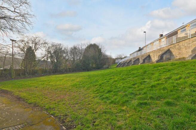Land Nearby for Walks