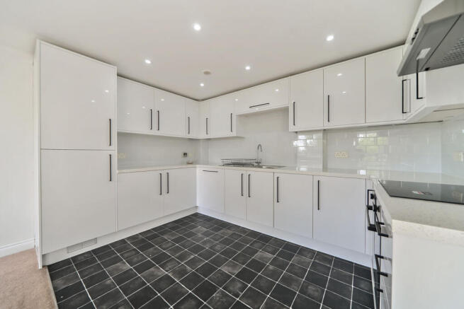 1309515-8-685547f...