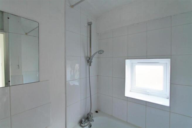 Bathroom.JPG