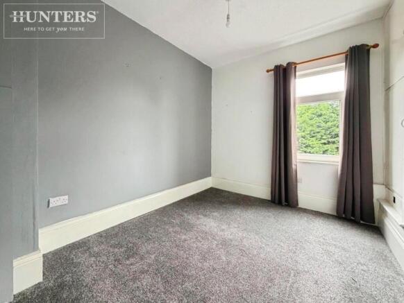 2 bed Terraced to rent Image 10