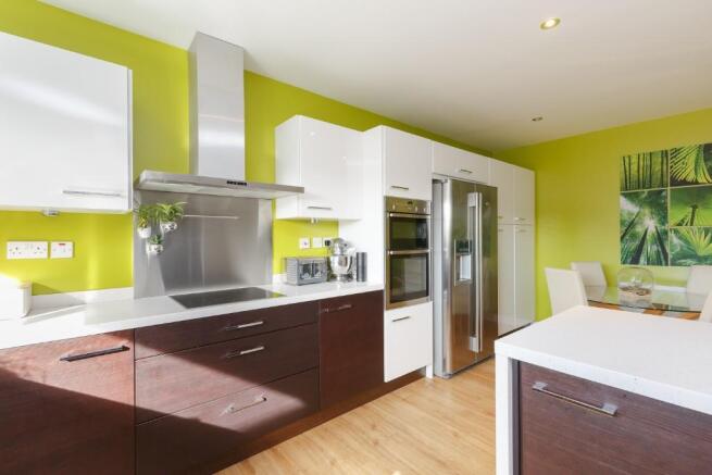 Kitchen/Dining/Famil