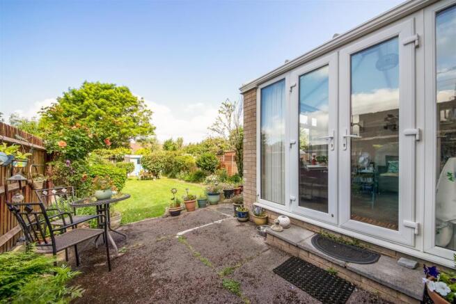 GARDEN/CONSERVATORY