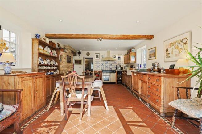 Kitchen - Dining Room 1.jpg