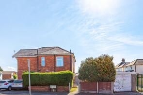 62b, Ensbury Park Road, Bournemouth BH9 2SJ