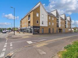 14, Lambeth Court, Lambeth Road, Thundersley, Benfleet SS7 4FB