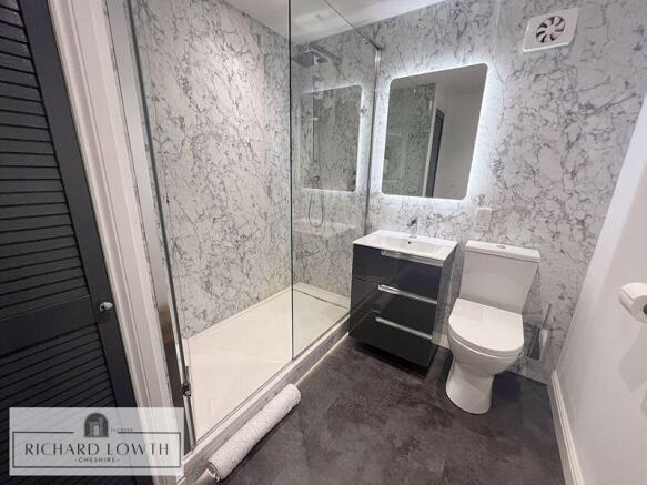 Shower Room/WC