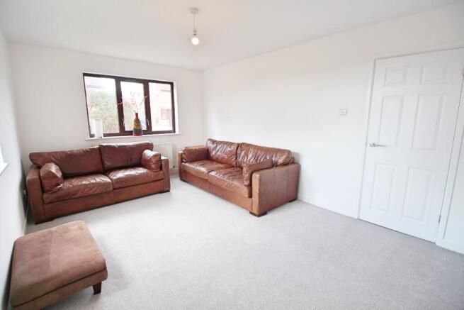 Lindrick Court, Retford, Nottinghamshire, DN22 photo 4