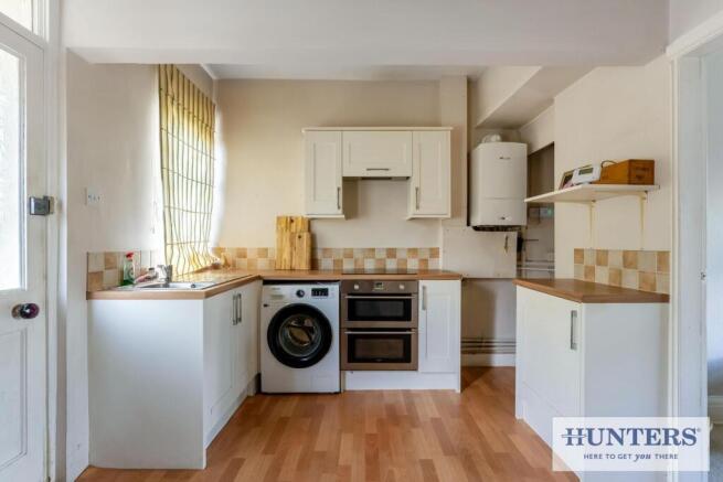 3 bed Semi-Detached for sale Image 5