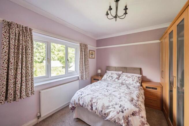 4 bed Terraced for sale Image 11