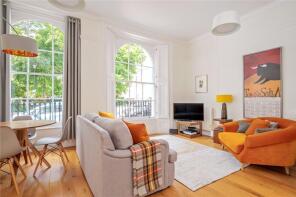 Flat 3, 33 35, Myddelton Square, London EC1R 1YB