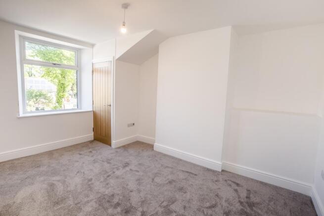 1 bed Apartment to rent Image 10