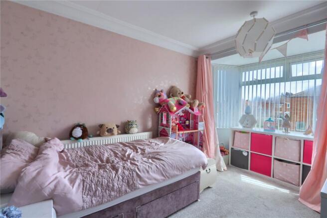 3 bed Semi-Detached for sale Image 12