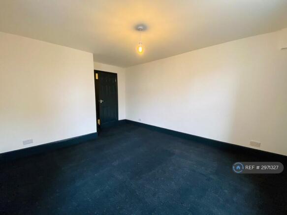 1 bed Flat to rent Image 7