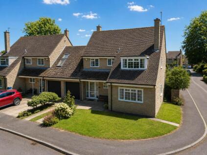 Barn End, Marshfield
