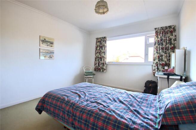 4 bed Link Detached House for sale Image 10