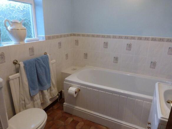 Photo 8