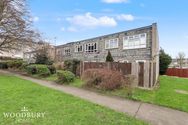 Highwood Lane, Loughton, IG10 photo 4
