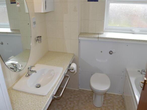 Photo 10