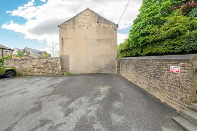 2 bed Terraced for sale Image 11